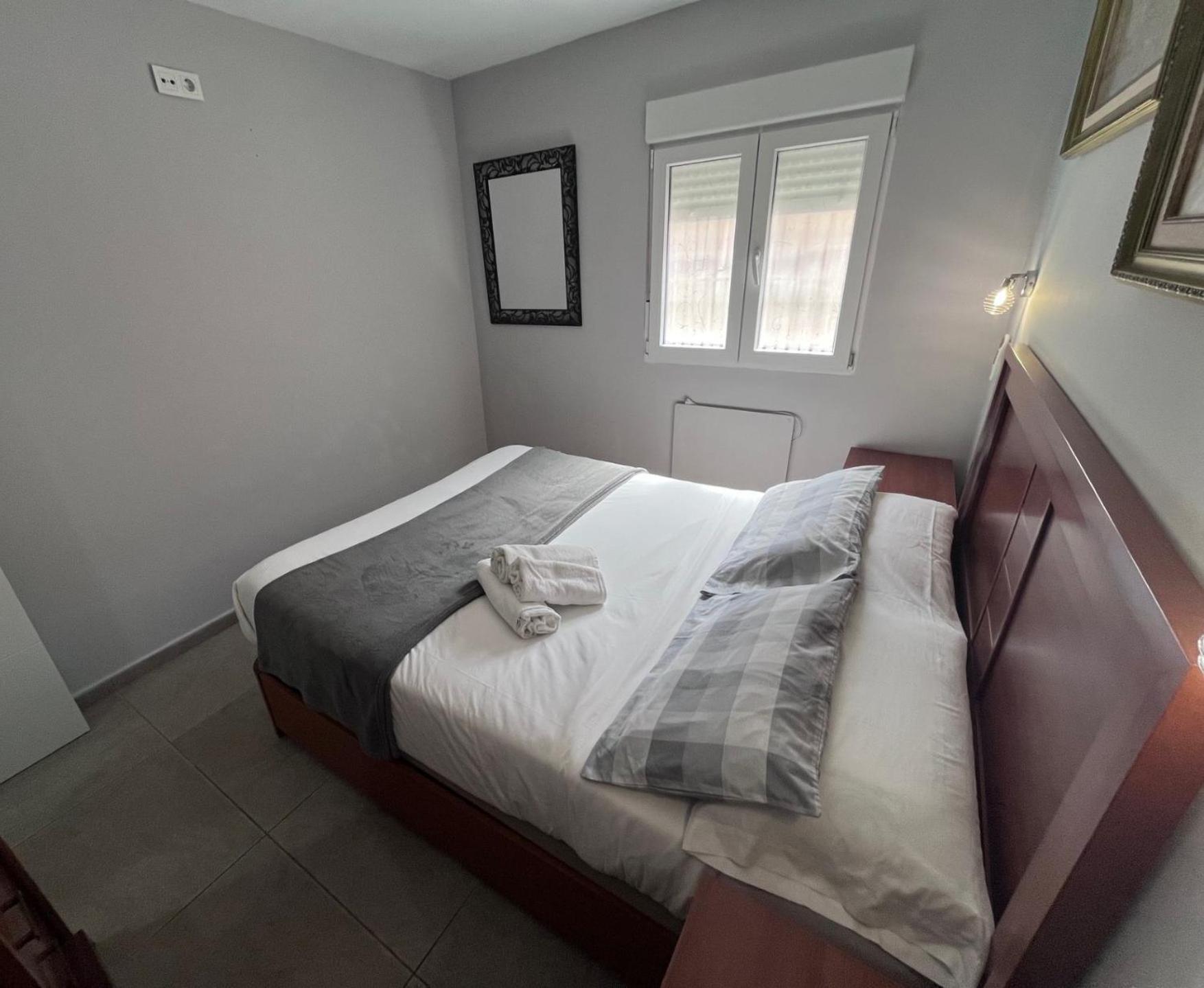 Apartamentos Full Equipped เอลเช ภายนอก รูปภาพ